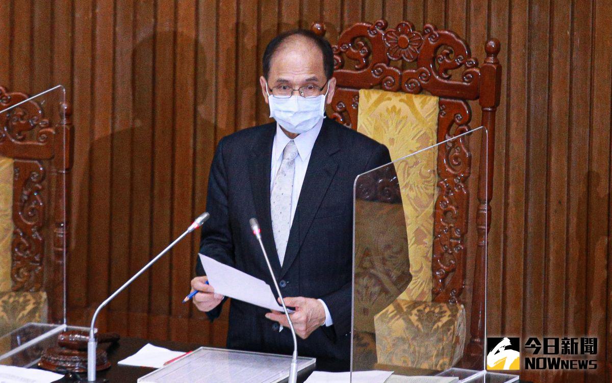 ▲立法院院長游錫堃宣布立法院黨團協商結果。（圖／記者葉政勳攝 , 2022.09.23）