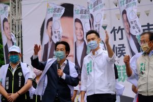鄭朝方成立競選總部 ▲民進黨竹北市長候選人鄭朝方成立競選總部,副總統賴清德為他站台造勢。(圖/鄭朝方提供)