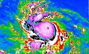 諾盧颱風對流爆發「一夜長大」！鄭明典驚：看起來很危險