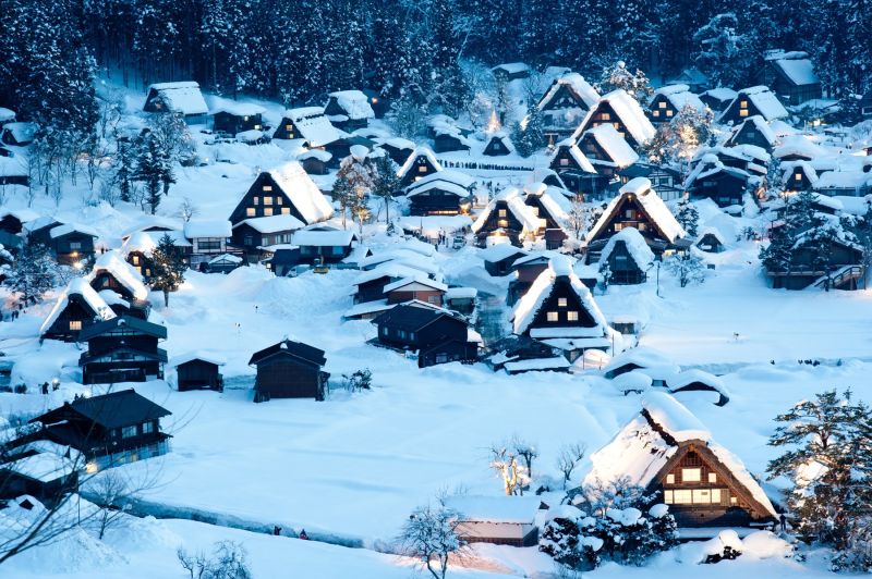 ▲日本岐阜縣白川鄉的合掌村一直都是民眾冬季去日本追雪人氣景點之一。（圖／五福旅遊提供）