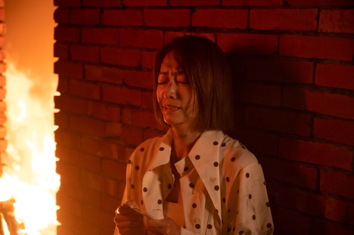 ▲潘慧如拍火災戲遇強風，一大口煙吸進肺部。（圖／中視）