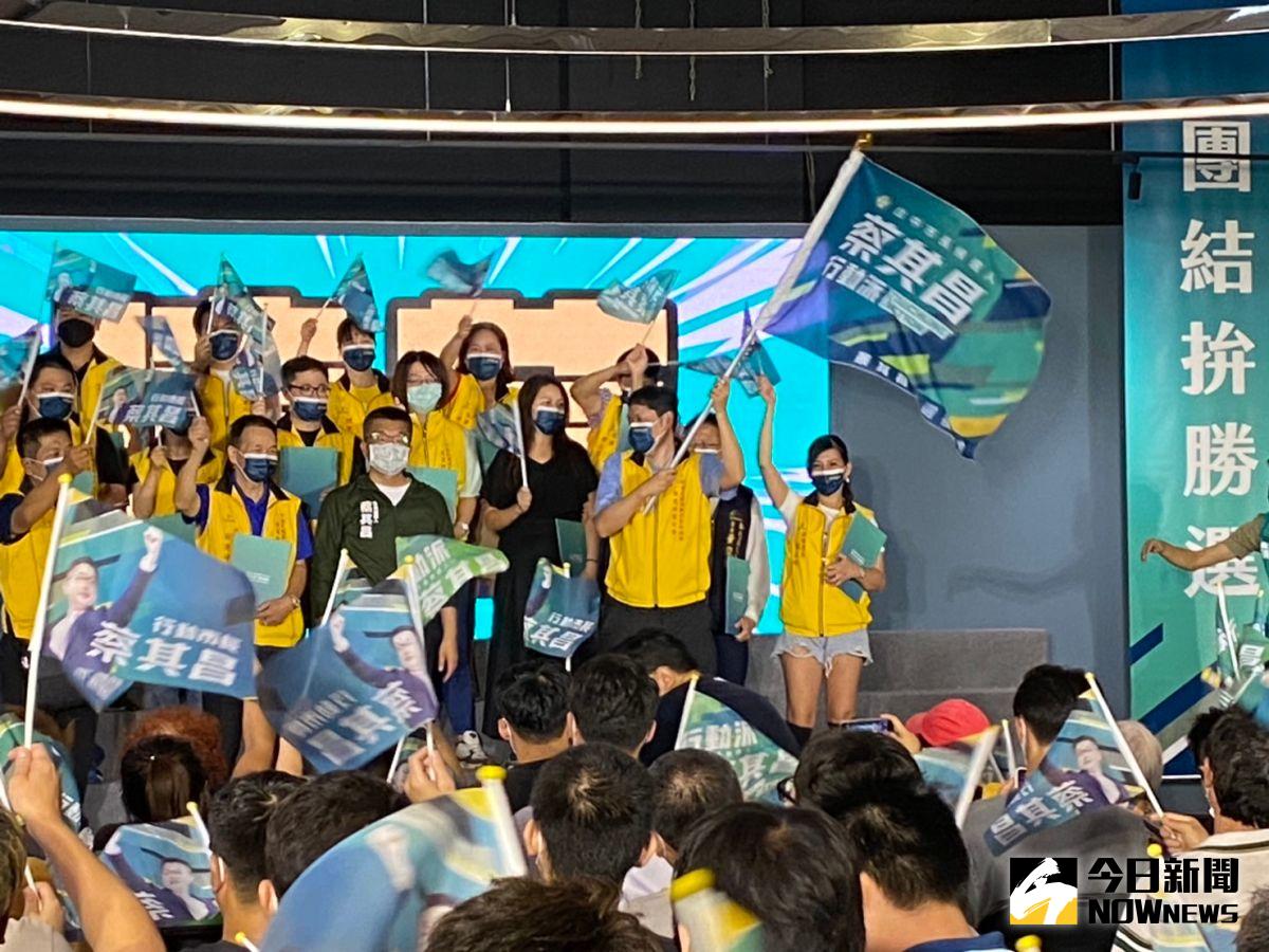 ▲運動彩券經銷商商業同業公會挺其昌後援會」今天舉行成立大會，數百經銷商到場力挺。（圖／記者金武鳳攝，2022.9.25)