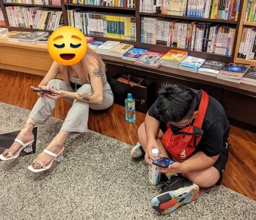 ▲有民眾到書店時，目睹「1現象」傻眼，畫面更是引來各路幽默討論回應。（圖／翻攝《爆廢公社二館》）