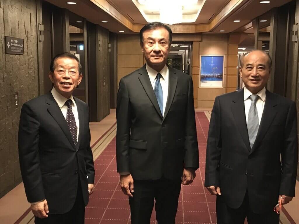 ▲日本前首相安倍晉三國葬27日在東京舉行，台灣日本關係協會會長蘇嘉全（中）、前立法院長王金平（右）、駐日代表謝長廷受蔡總統指派出席。（駐日代表處提供）