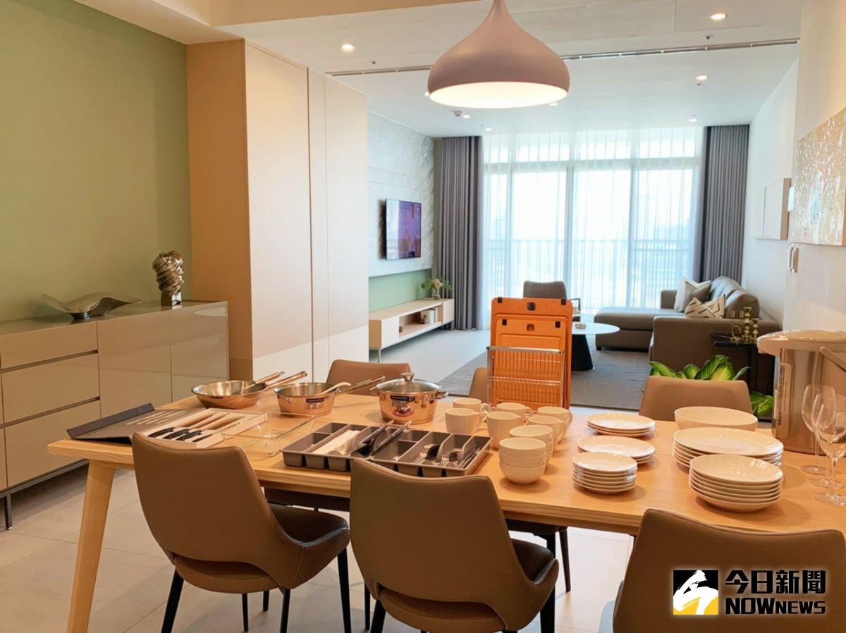 ▲身邊的同事朋友都買房了，網友才驚覺台北室內17、18坪的房子竟隔成3房，而且總價還要3000萬元，直呼「台北人太誇張」。（示意圖／記者陳美嘉攝）