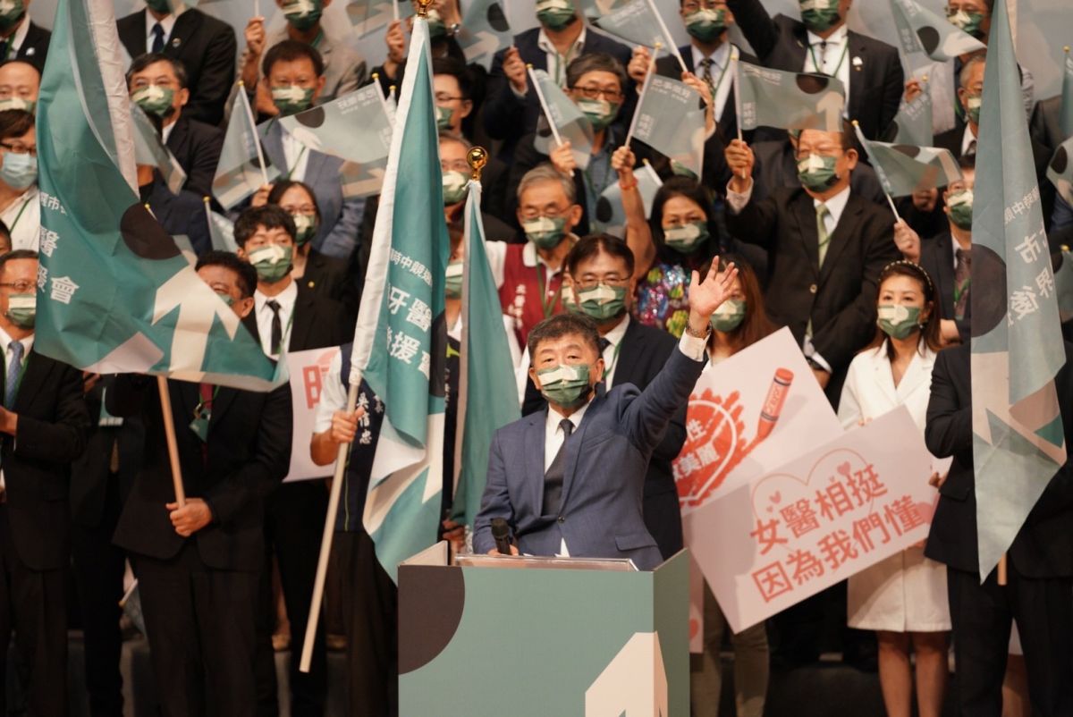 ▲陳時中過去是牙醫，對牙醫的權利等議題相當重視，圖為日前其牙醫後援會成立。（圖／陳時中辦公室提供）