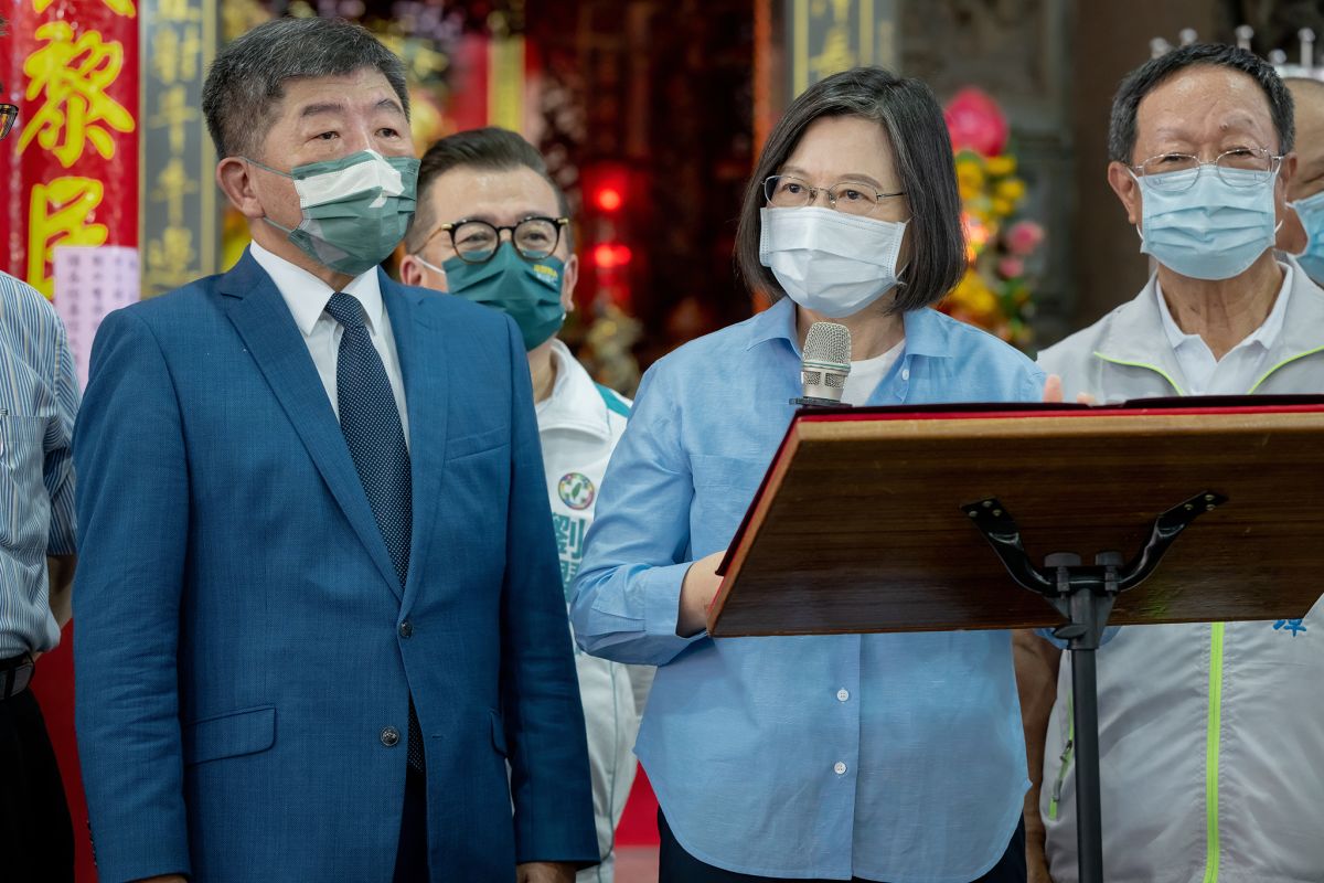 ▲雖然距離1126的地方大選已經進入全力衝刺和倒數計時啟動的階段，台灣卻呈現出「冰火二重天」的詭異氛圍。（圖／總統府提供）