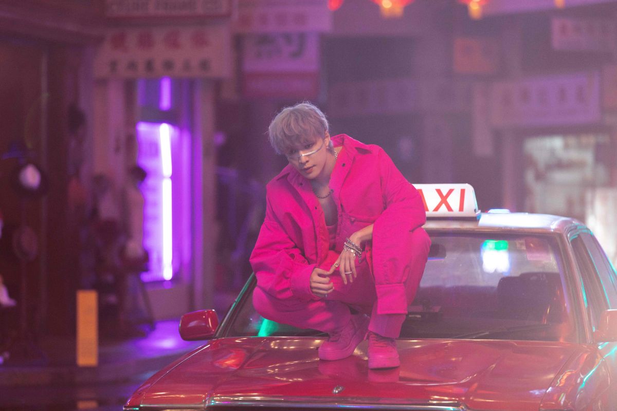 ▲張藝興在新歌中狂diss鍵盤手。（圖／張藝興工作室提供）