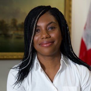 ▲國新任貿易大臣巴登諾克（Kemi Badenoch）今天將首次出訪前往紐約，她將強調美國作為貿易夥伴的重要性，儘管英美自由貿易協議談判停擺。（圖／翻攝自推特@KemiBadenoch）