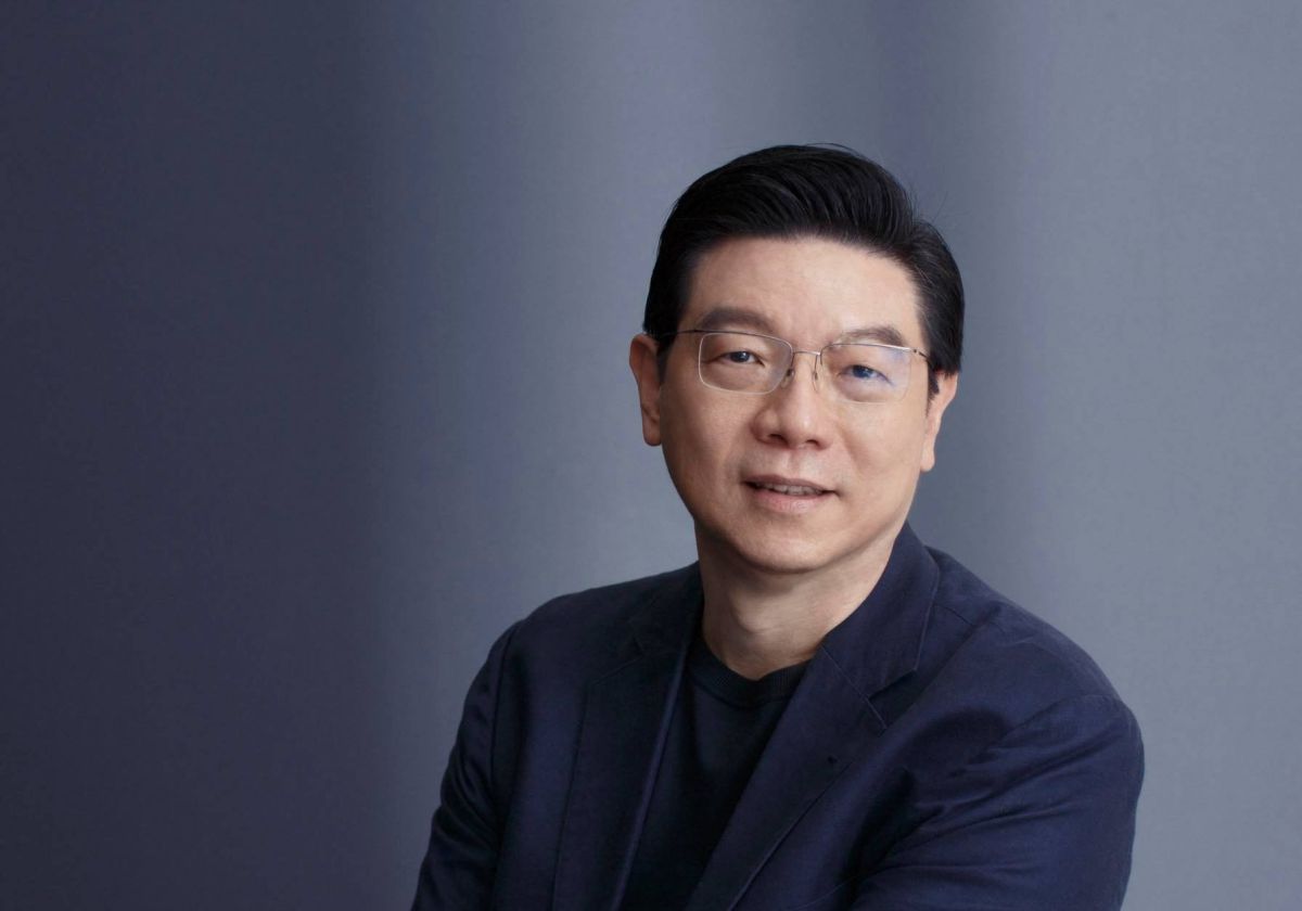 ▲鏡電視執照問題，昨天有立委公開股東會音檔，質疑府院黨高層政治介入，時任董事長裴偉今天發出4點聲明，強調將對錄音者、時任鏡電視財務長田富彰提出民刑事告訴並求償。（圖／翻攝自裴偉臉書）