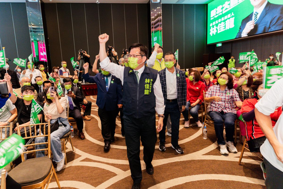 ▲林佳龍呼籲新北市民不要浪費這一張票，不要被侯友宜利用，「大家票投給林佳龍，成全侯友宜自由選總統」。（圖／林佳龍辦公室提供）