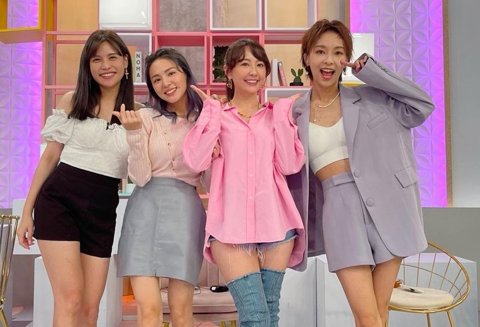 ▲賴薇如和好友一起錄製《小姐不熙娣》，吐露與王思佳的風波，左起為夏宇童、熊熊、賴薇如、陳瑋薇。（圖／翻攝自賴薇如IG）