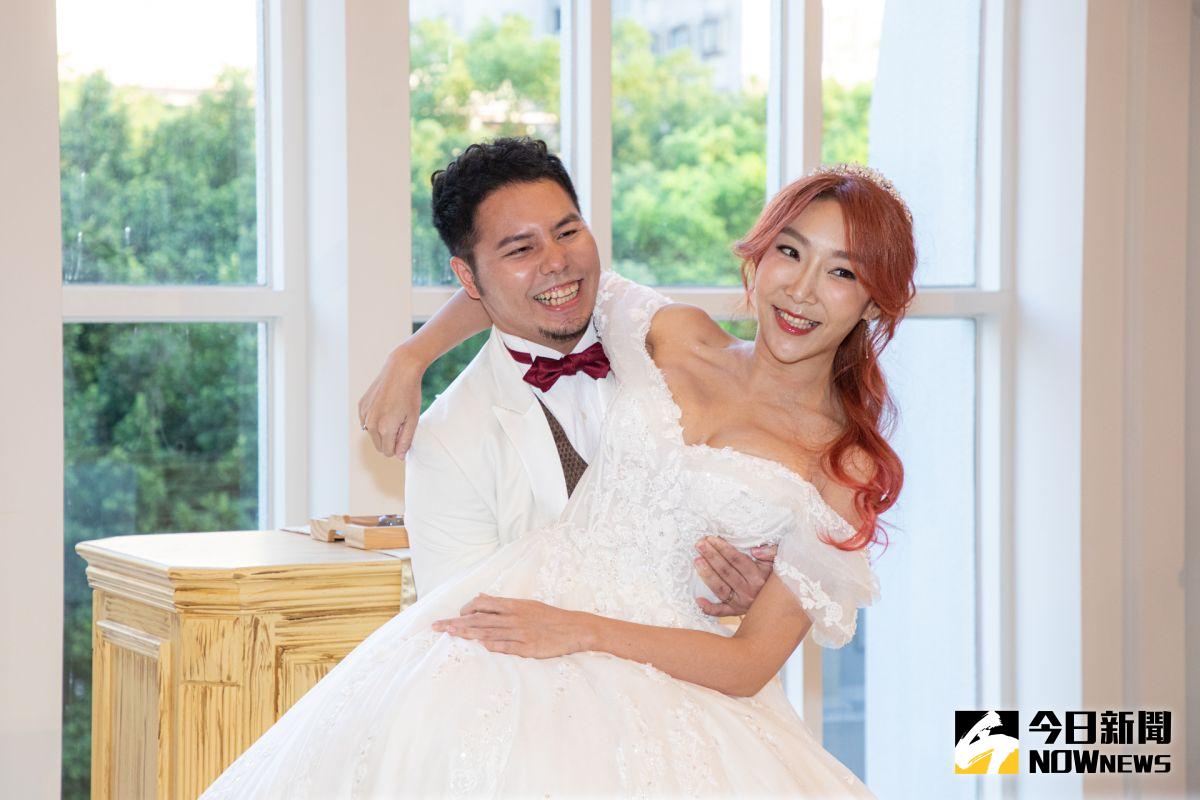 ▲李宓（右）砸百萬辦婚禮，想要今年再拚一胎。（圖／記者黃彥凱攝 ,2022.09.29）