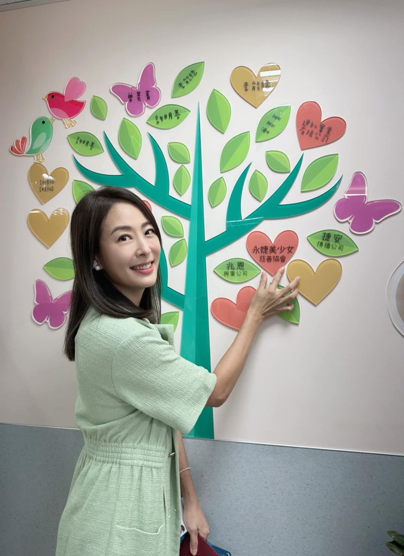 ▲賈永婕疫情期間的義舉受全國矚目,被封為「防疫女神」。(圖/翻攝自賈永婕的跑跳人生臉書)