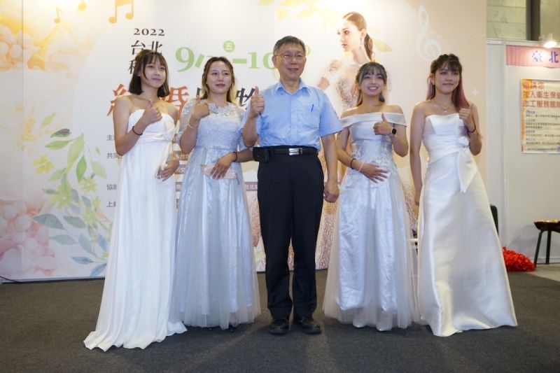 ▲台北市長柯文哲出席台北秋季結婚購物節。（圖／北市府提供）