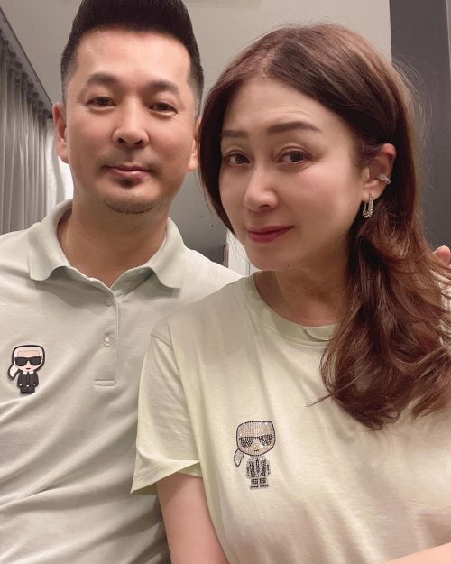 ▲趙英華和丈夫翁昭弘結婚20多年,感情依舊如膠似漆。(圖/翻攝自趙英華IG) ▲趙英華和丈夫翁昭弘結婚20多年,感情依舊如膠似漆。(圖/翻攝自趙英華IG)