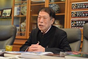 APA飯店創辦人元谷外志雄元谷芙美子 ▲元谷外志雄近來透露,已經將APA集團事務交由兒子處理。(圖/翻攝自日經Business)