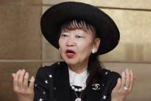 APA飯店創辦人元谷外志雄元谷芙美子 ▲在新冠肺炎疫情時,元谷芙美子爽快提供飯店房間作為防疫旅館使用。(圖/翻攝自News Post Seven)