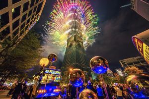 2022新北耶誕城X迪士尼11/11開城 台北101跨年煙火卡位 ▲台北101跨年煙火進入倒數的季節。(圖/台北101提供)