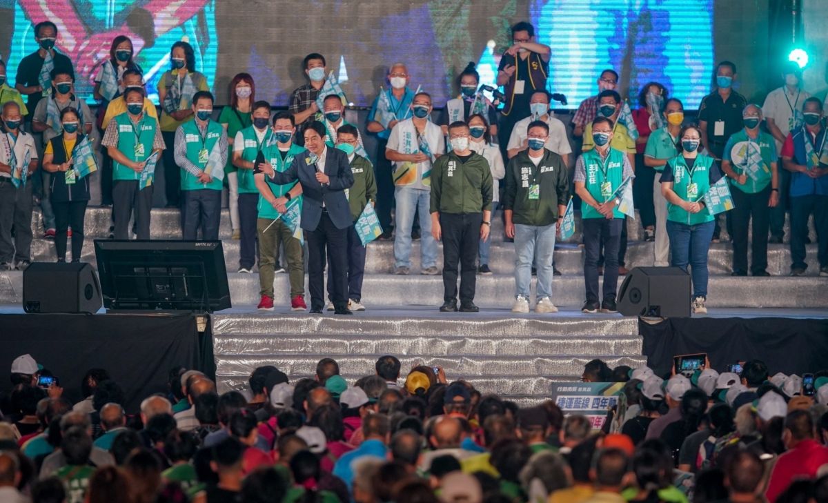 ▲賴清德今晚到大甲為蔡其昌站台。（圖／蔡其昌競總提供，2022.10.02）
