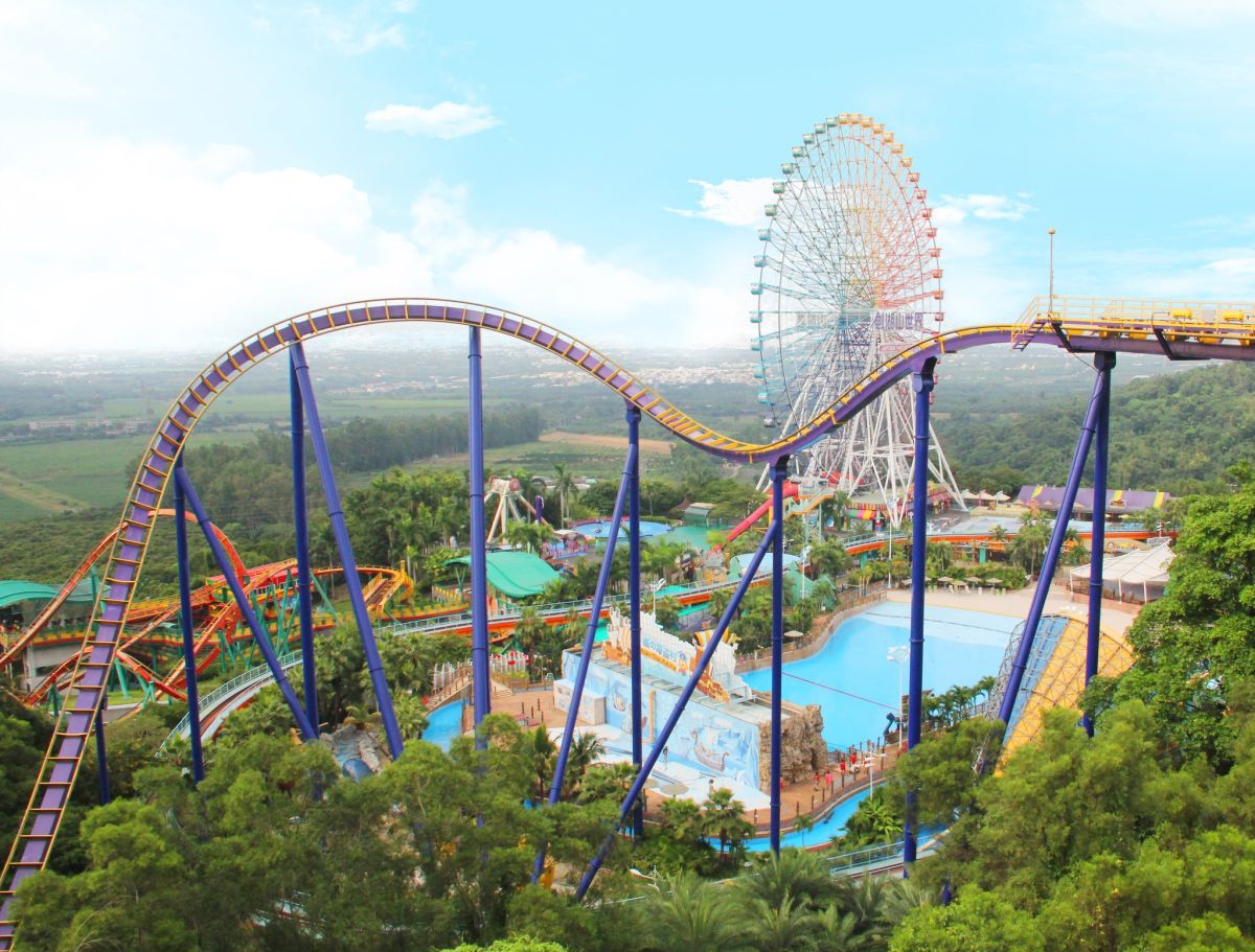 ▲台灣遊樂園「劍湖山世界」在台灣屹立不搖許久，但就有人點出劍湖山虧損已久，而引來眾人點出背後最大靠山。（圖／劍湖山世界臉書）