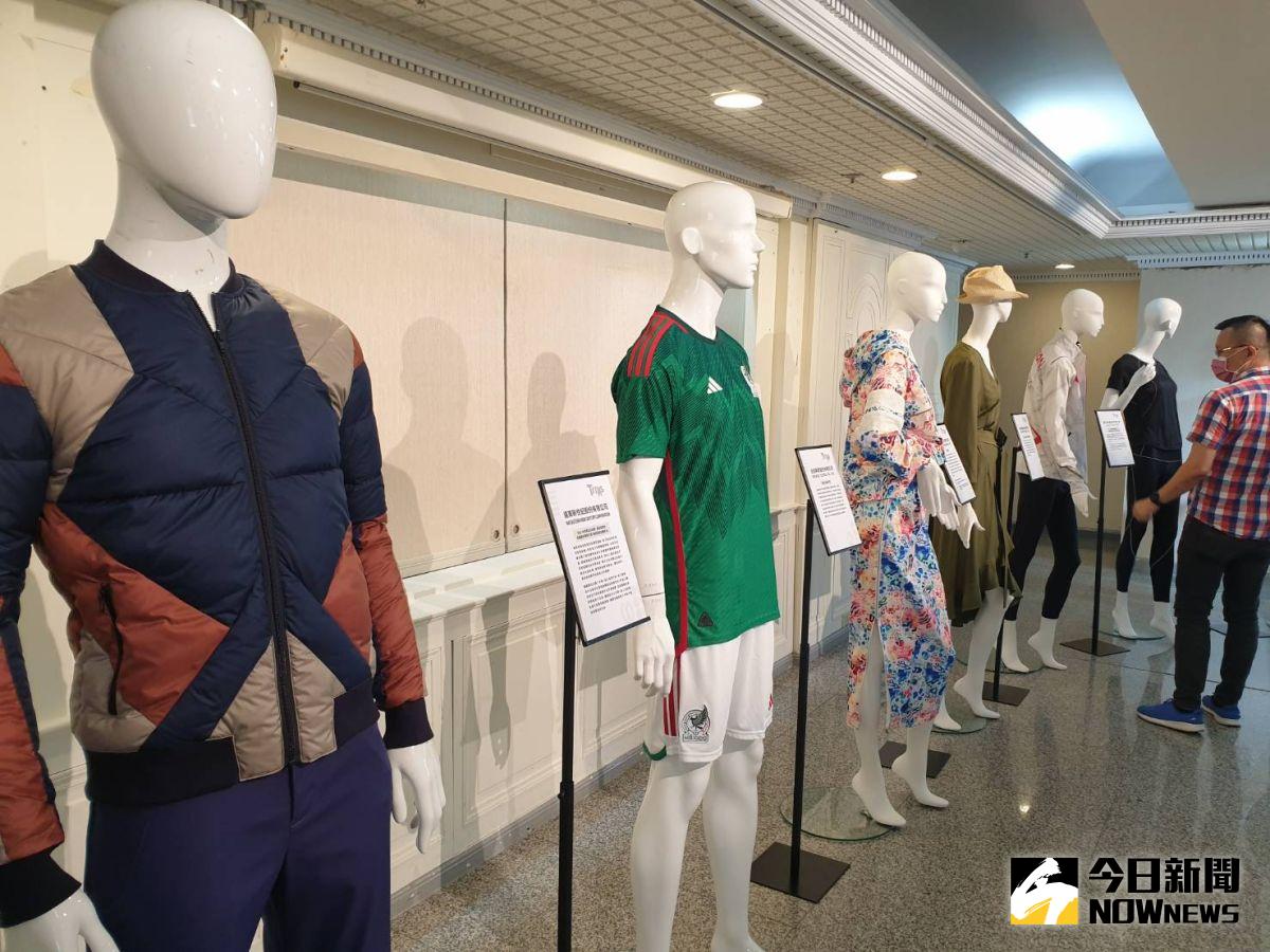 ▲台北紡織展（TITAS）將於10月12日至14日登場，這次共有10個國家367家參展商參展，合計896個攤位展出。圖為展前會展品（圖／記者許家禎攝，2020.10.3）