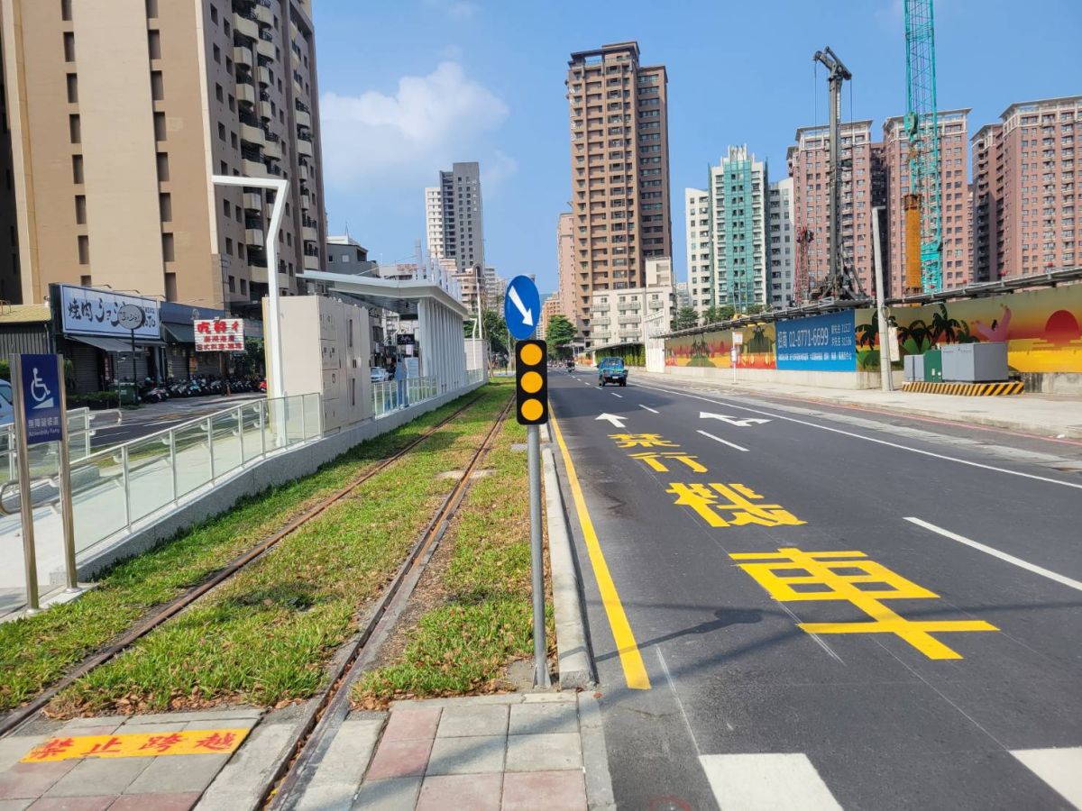 ▲捷運局表示養工處代辦整體刨鋪屬一般的工程慣例，若以相同條件計算，施作經費相當，絕無不法。（圖／高市府捷運局提供）