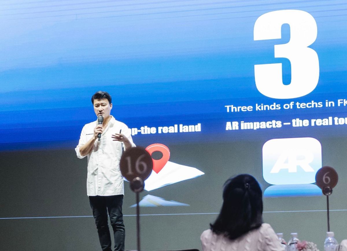 ▲粉絲達克娛樂控股集團執行長黃維倫宣布，FK PARAVERSE平行宇宙 APP正式啟航。（圖／品牌提供）