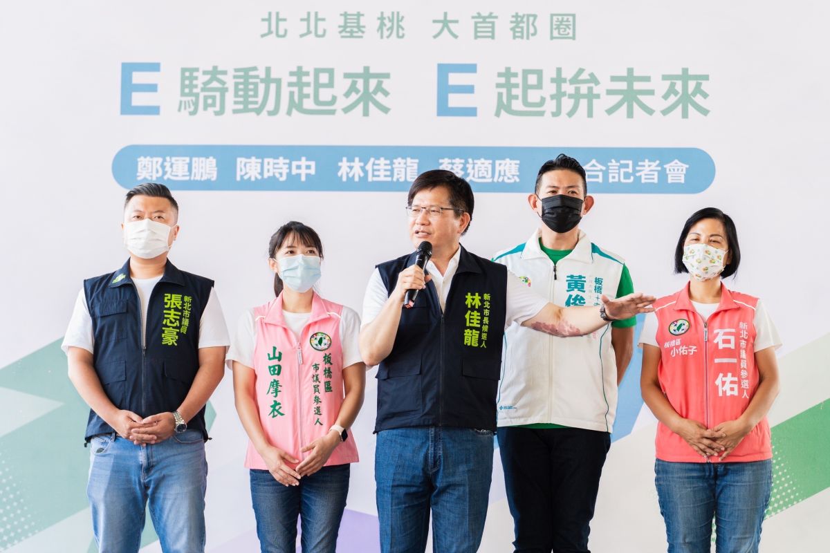 ▲林佳龍表示，「我被指為『政策控』，說我政見抄襲是笑話」，自己有很多創新的政見，市民可以去比較並且多宣傳。（圖／林佳龍辦公室提供）