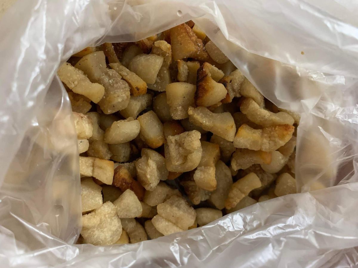 ▲有民眾近期製作一袋超涮嘴「古早味零食」，畫面曝光瞬間引發全場網友瘋狂。（圖／翻攝《爆廢公社》）