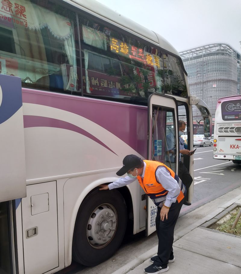 ▲今年返鄉潮國道客運販售成績不佳。(示意圖／NOWnews資料照）