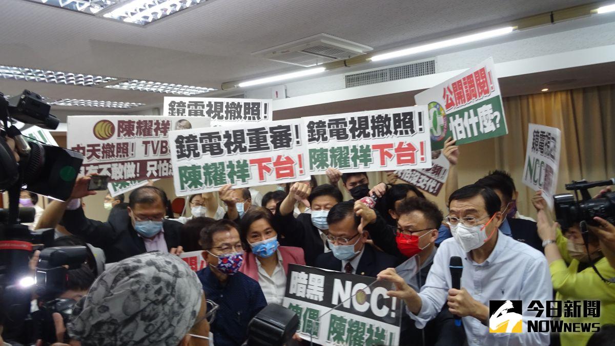 ▲NCC主委陳耀祥就「鏡電視設置爭議對國家通訊傳播委員會獨立公正性之影響」進行專題報告，國民黨立委杯葛。（圖／記者呂炯昌攝，2022.10.05）