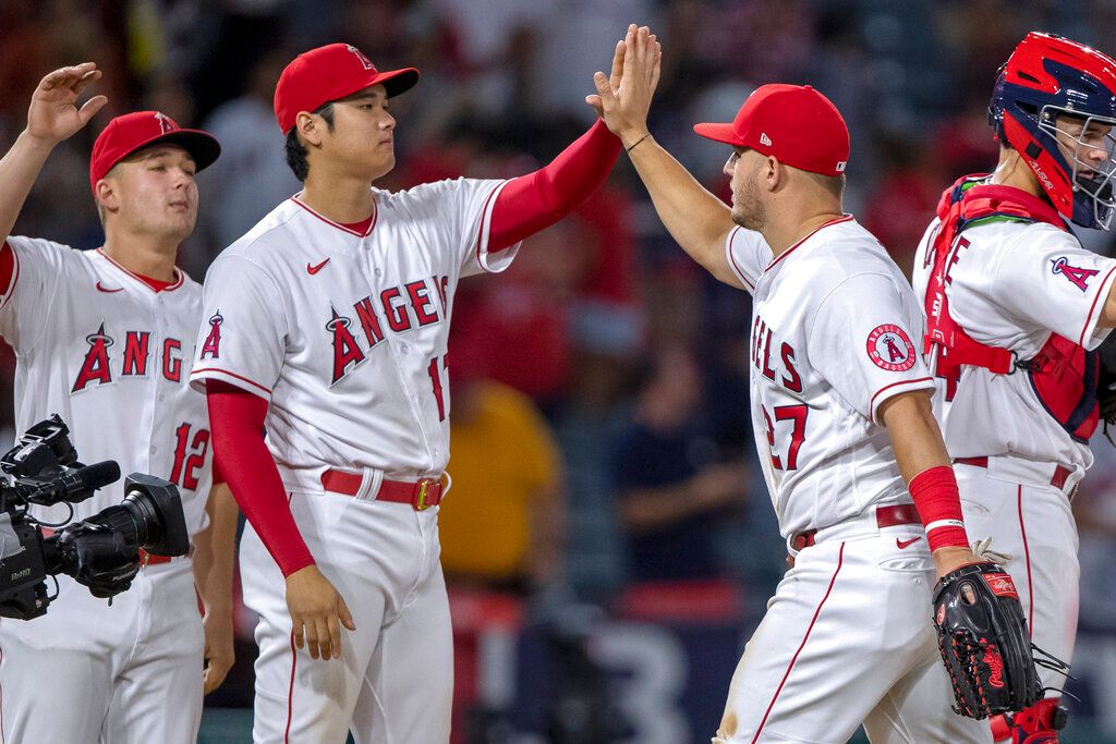 ▲天使隊球星大谷翔平(左)與「鱒魚」Mike Trout(右)（圖／美聯社／達志影像）