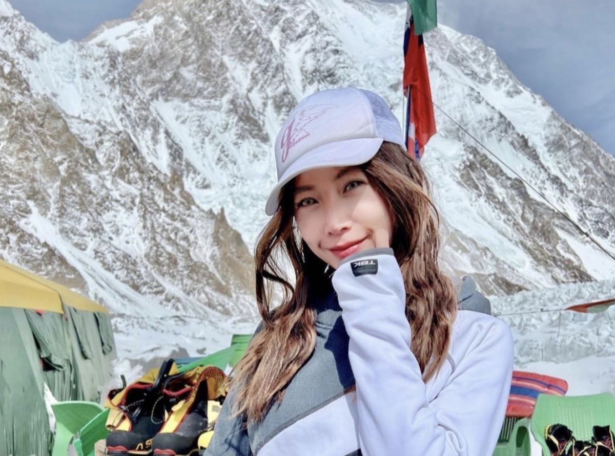 ▲被稱為登山女神的曾格爾日前被週刊踢爆約已婚富商人夫泡湯過夜。（圖/曾格爾臉書）