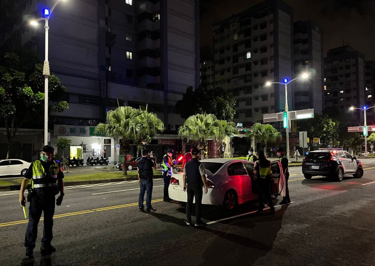 ▲高市警局為遏止酒駕歪風，提升取締酒後駕車執法強度，自10月8日起於國慶連假期間，將連續三日針對酒後駕車執行取締。（圖／高市交通大隊提供）