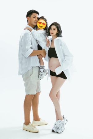潘逸安和老婆Vivian原育有1女「米估」,今天又迎來兒子「小糯米」,正式邁向4口之家。(圖/翻攝自潘逸安臉書) ▲潘逸安和老婆Vivian原育有1女「米估」,今天又迎來兒子「小糯米」,正式邁向4口之家。(圖/翻攝自潘逸安臉書)