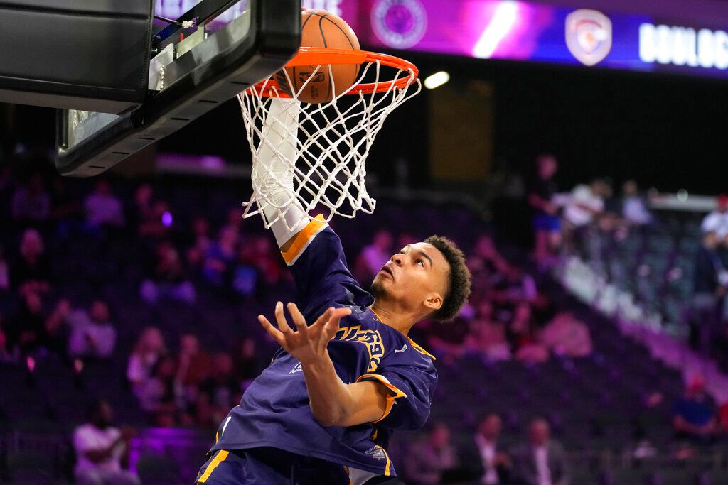 ▲Victor Wembanyama灌籃得手。（圖／美聯社／達志影像）