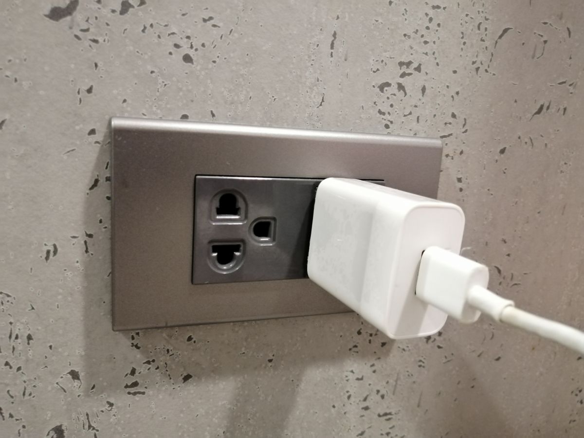 ▲深度節能是總統賴清德二次能源轉型政策的重要一環，今年節電目標設定為103億度，而已於12日突破105億度，提前達標。（示意圖／取自photo AC）