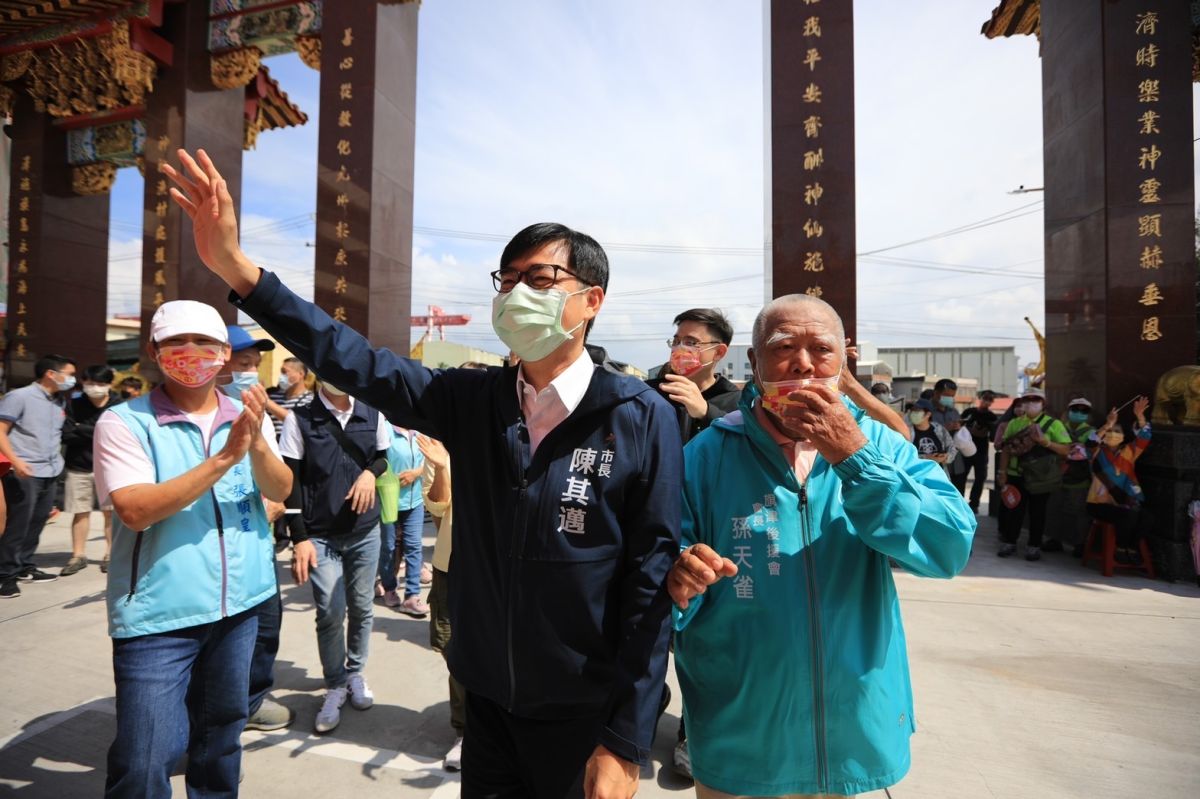 ▲馬斯克建議台灣變中國「特別行政區」，高雄市長陳其邁痛批，先把他的企業一部分變成中國的，就會清楚為什麼他的建議在台灣會行不通。（圖／陳其邁競辦提供）