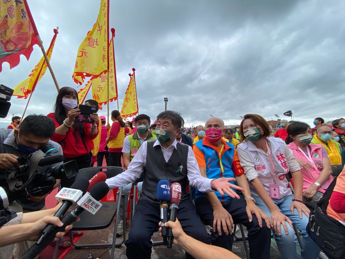 ▲民調顯示蔣萬安對疫情貢獻最在參選人中最低，陳時中稱蔣在立院當然沒有做到什麼事，可以理解。（圖／記者陳威叡攝，2022.10.09）