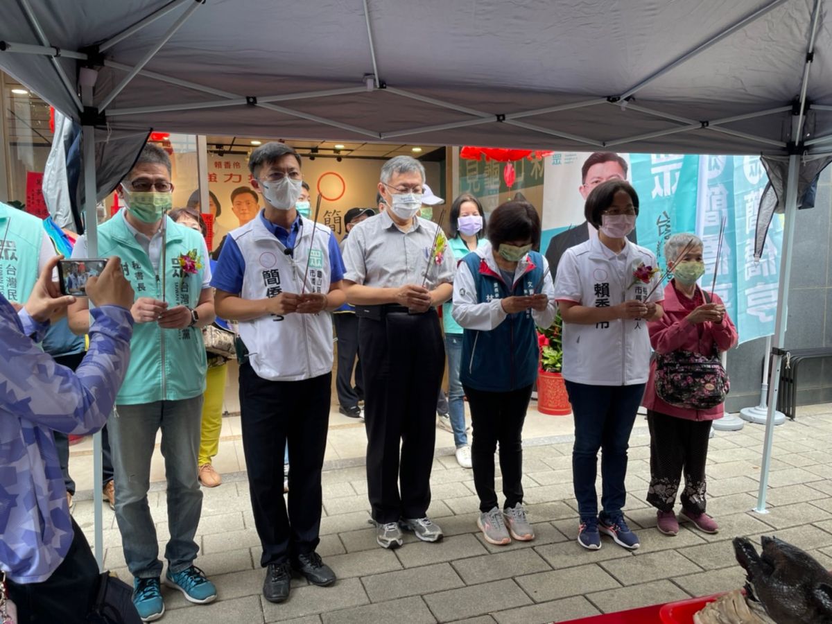 ▲柯文哲表示，年輕人投票率太低對民眾黨比較不利，還是要鼓勵年輕人出來投票。（圖／民眾黨桃園市黨部提供）