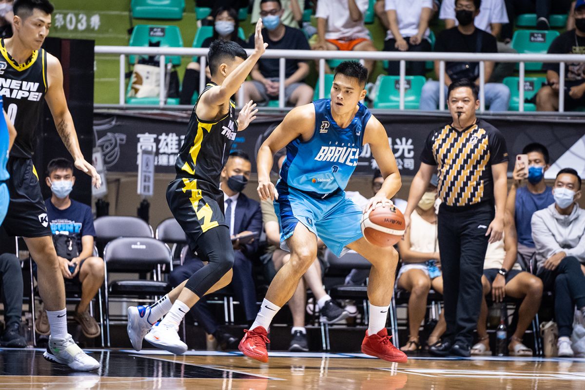 ▲榜眼陳范柏彥持球進攻。（圖／PLG提供）