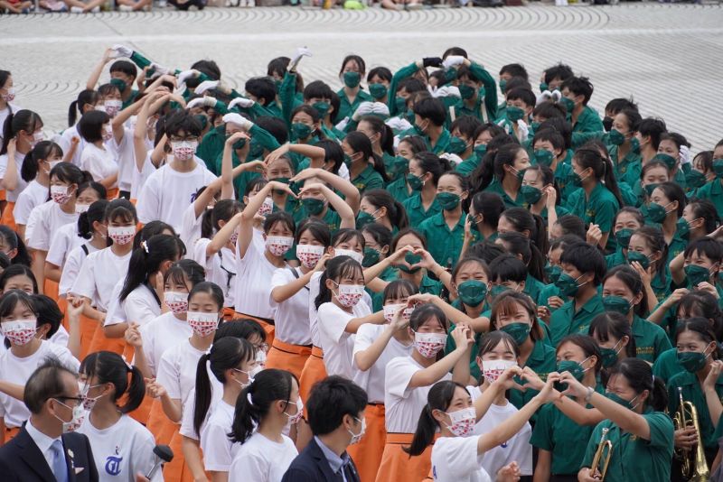 樂隊女子圖鑑！小綠綠PK小橘橘　橘高校：在台灣很開心
