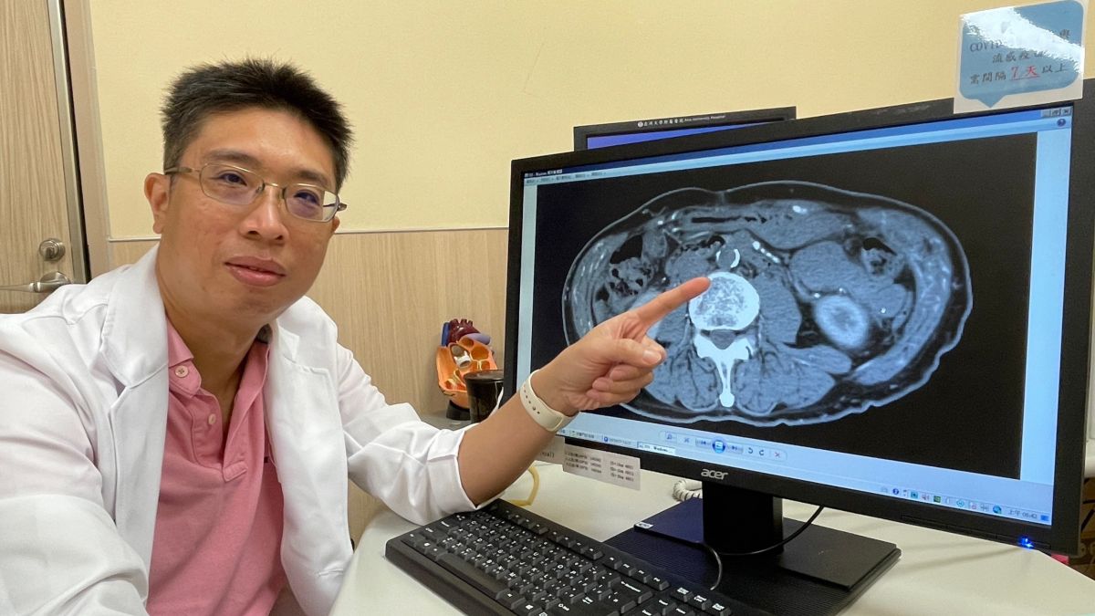 ▲醫師提醒民眾如果有下肢不適症狀，要盡快就醫諮詢專業意見。(圖／醫院提供2022.10.11)