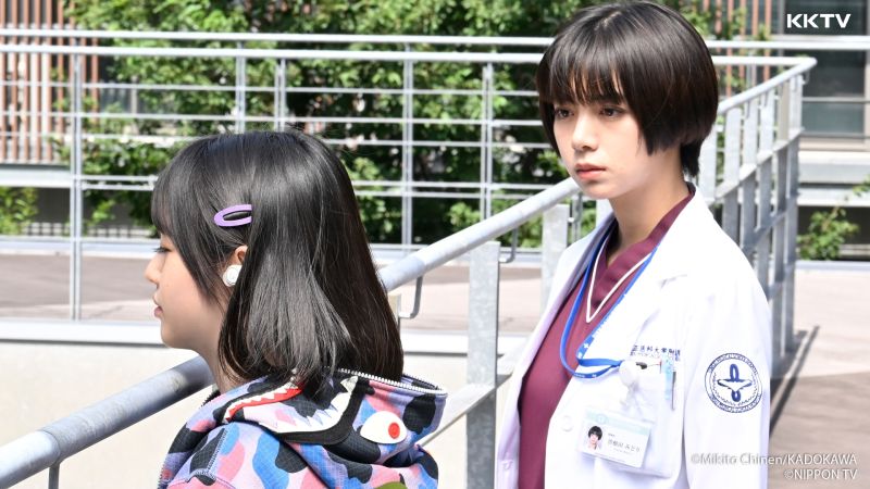▲《祈願的病歷表》開播，玉森裕太、池田依來沙、矢本悠馬、YU等人飾演實習醫生。（圖／KKTV）