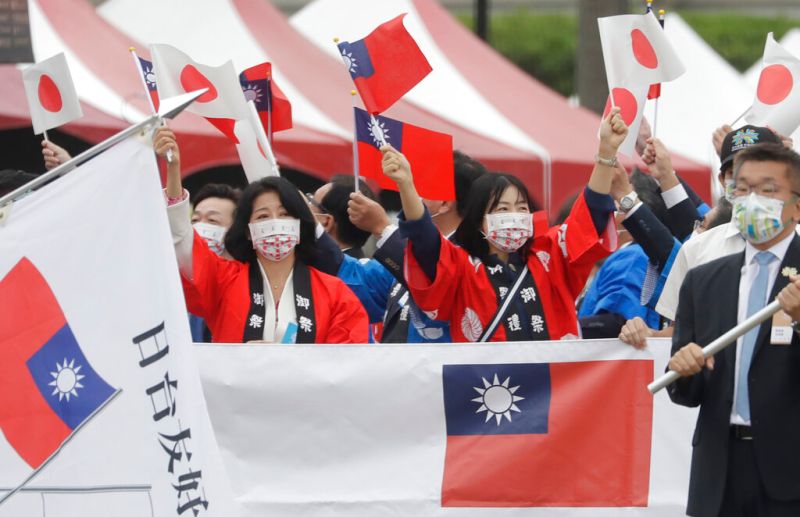 ▲外媒指出，為了對抗中國的「硬實力」，日本可以向台灣學習的地方還很多。圖為日華議員懇談會參與國慶日。（圖／美聯社／達志影像）