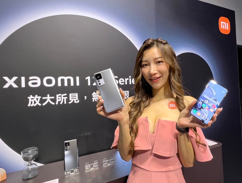 ▲小米最新旗艦智慧型手機「Xiaomi 12T系列」今（12）日正式登台，售價曝光2萬有找。（圖／記者張志浩攝）