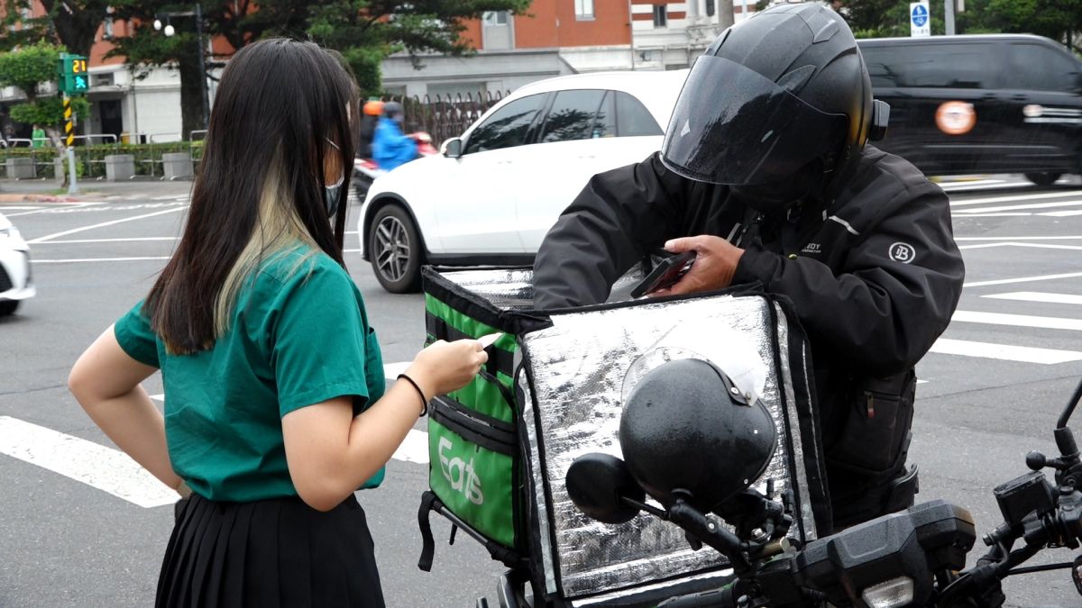 ▲台北市警方接獲外送平台報案，指稱有一家餐廳經常被棄單，而且棄的都是高價套餐，次數頻繁到令人起疑。（圖／資料照片）