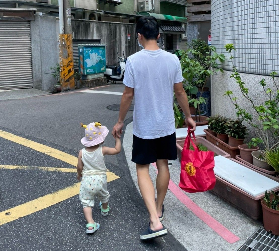 ▲對於即將來臨的2022縣市首長選舉綁18歲公民權複決，麥摳認為18歲心智年齡還不夠成熟，他會投下反對票。（圖／讀者提供）