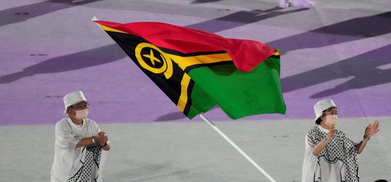 ▲南太平洋島國萬那杜（Vanuatu）總統為避免政府面對不信任投票，於8月間解散國會，提前大選將舉行，該國6位前總理投入了這場選戰。圖為萬那杜國旗。（圖／美聯社／達志影像）